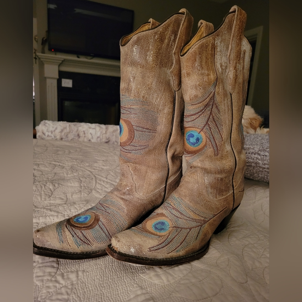 Women's Corral Peacock Feather Boots 8.5